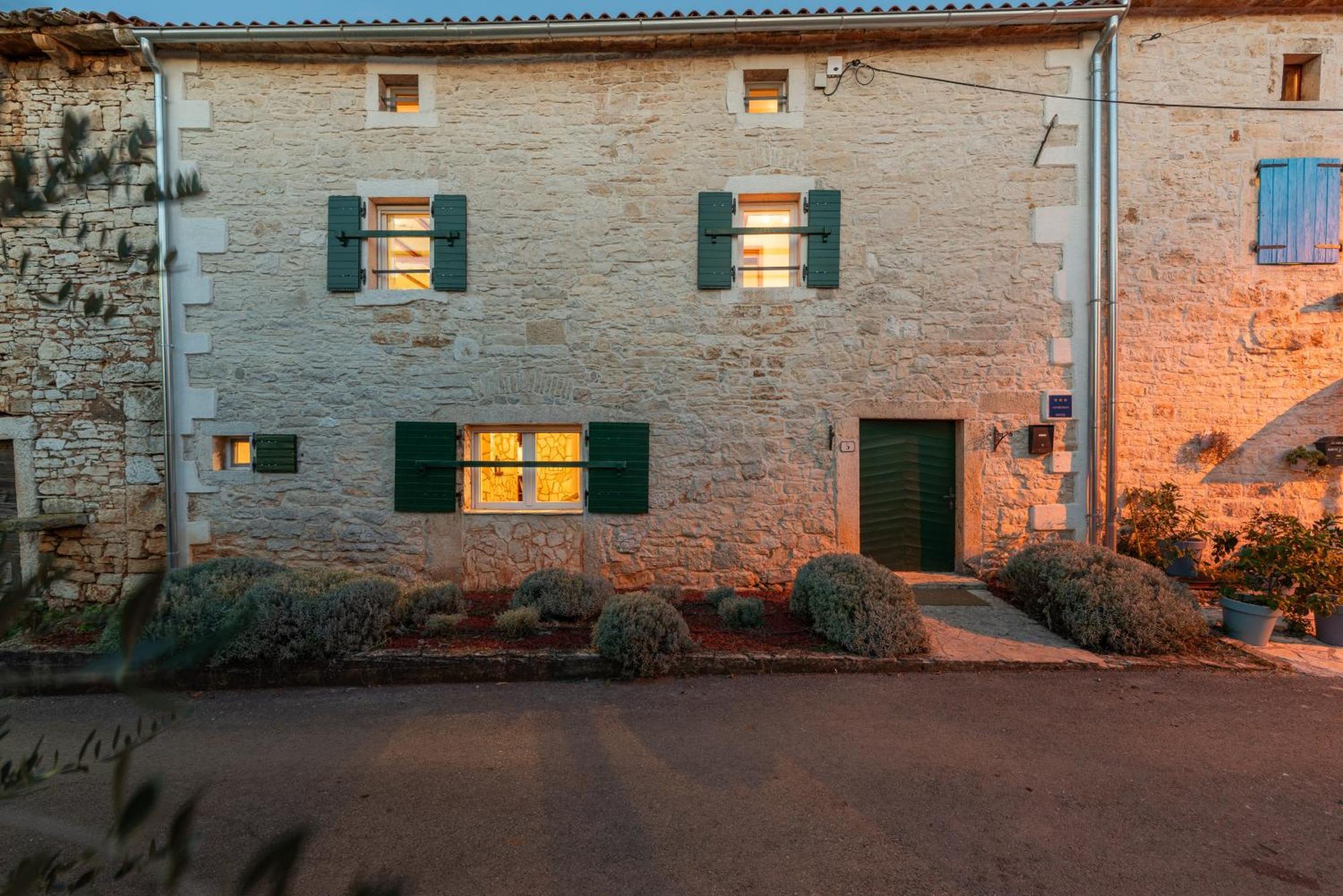 Villa Casa Stifanici Baderna Exterior foto