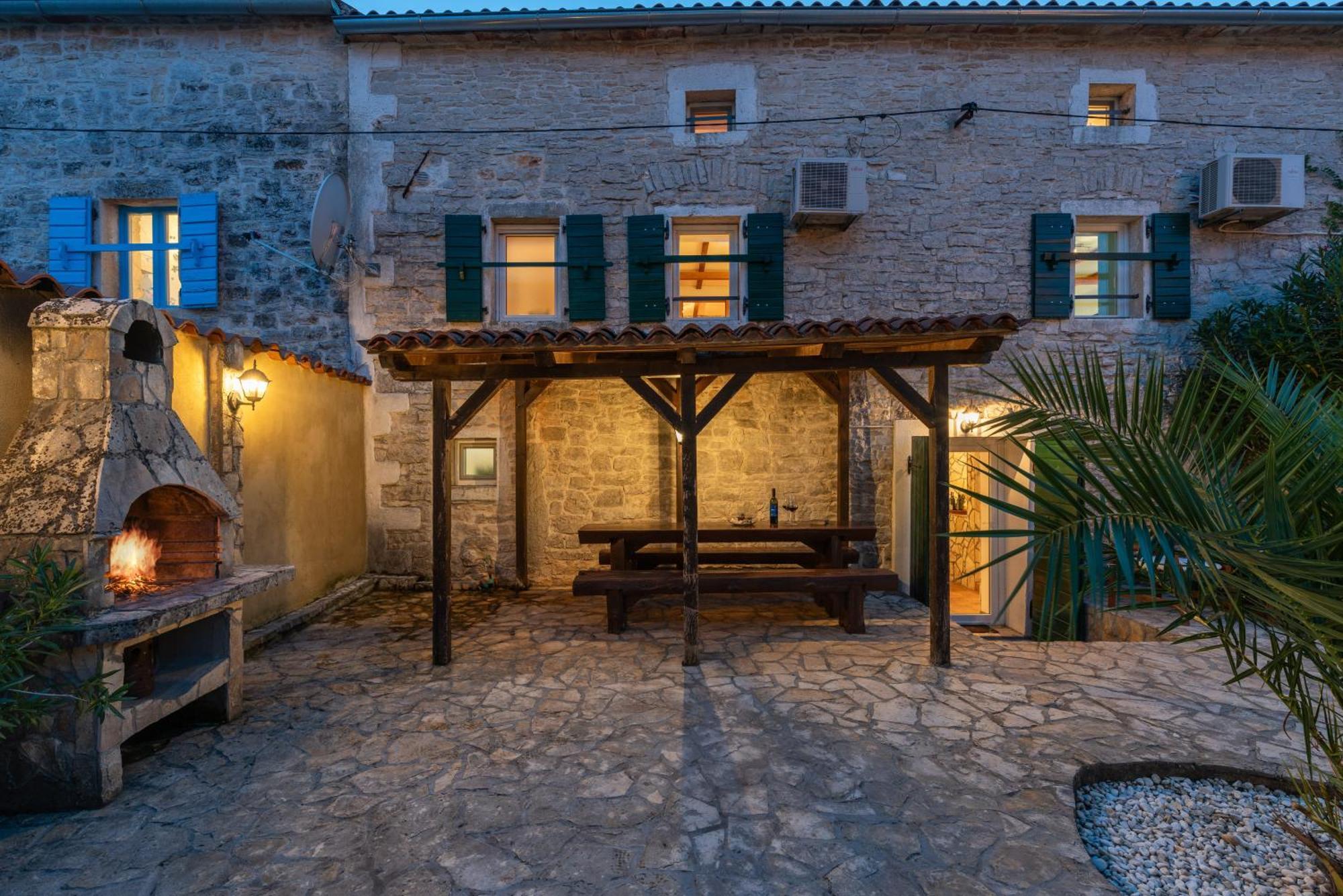 Villa Casa Stifanici Baderna Exterior foto